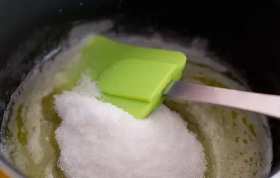 Cách làm socola homemade hấp dẫn 2