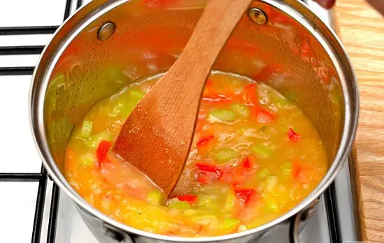 khuấy đều soup