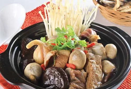 Cách làm sườn heo hầm thuốc bắc thơm ngon, bổ dưỡng