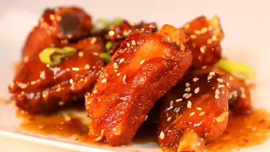 Cách làm sườn xào chua ngọt chuẩn ngon 7