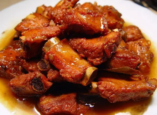 cach-lam-monn-suon-xao-chua-ngot-3-3