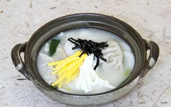 cach-lam-sup-banh-gao-han-quoc