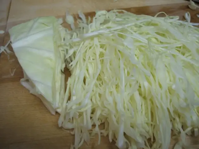 Thu-lam-sup-bap-cai-ca-rot-ngon-giu-dang-2