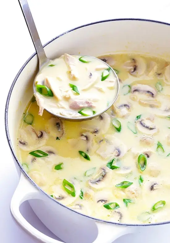 Du lịch ẩm thực Thái Lan với món soup gà cốt dừa 3
