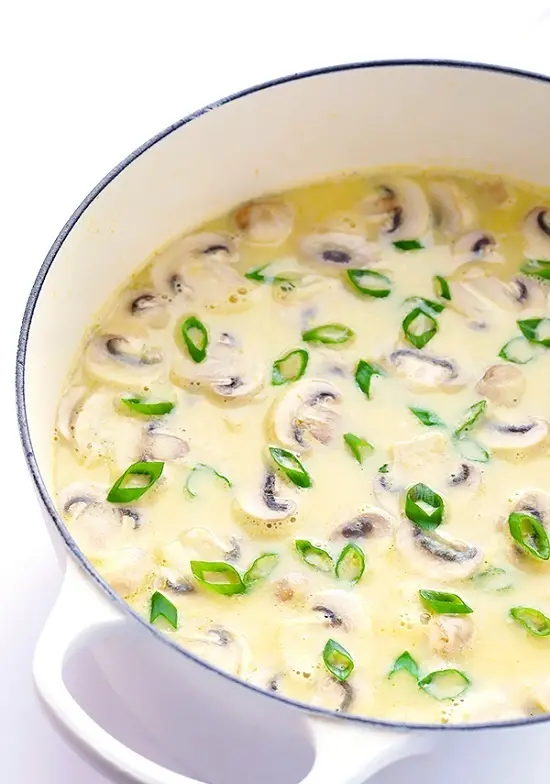 Du lịch ẩm thực Thái Lan với món soup gà cốt dừa 2