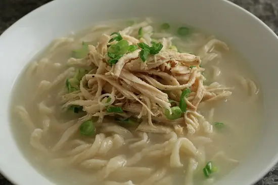 Cách làm súp phở gà độc đáo cực ngon