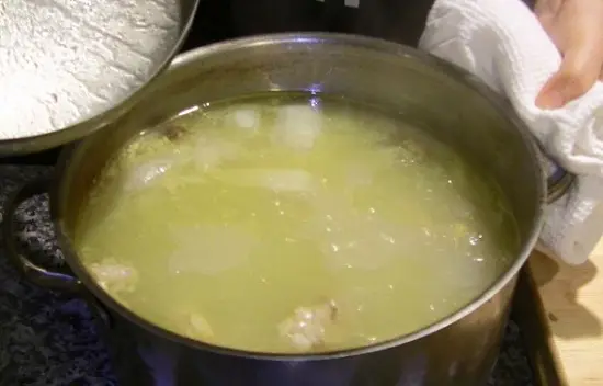 Cách làm súp xương Hàn Quốc 3