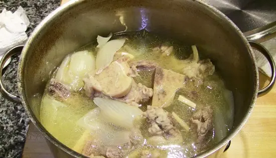 Cách làm súp xương Hàn Quốc 6