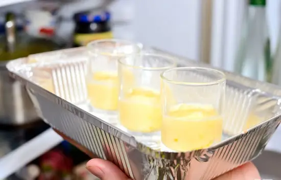 cho thạch cốt dừa vào tủ lạnh