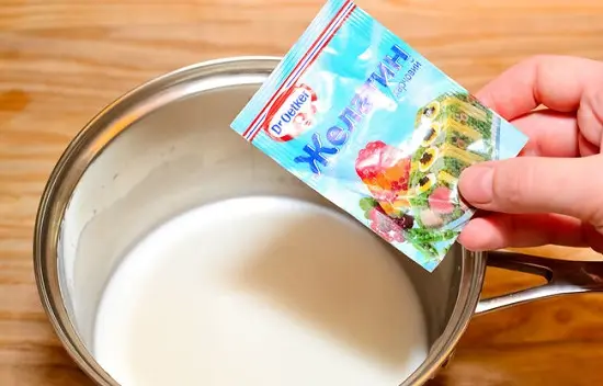 trộn gelatin với cốt dừa