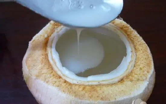 Bước cuối cùng để làm thạch dừa xiêm