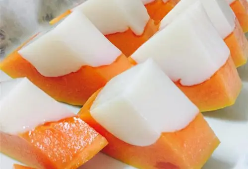 Cách làm thạch rau câu đu đủ nước cốt dừa