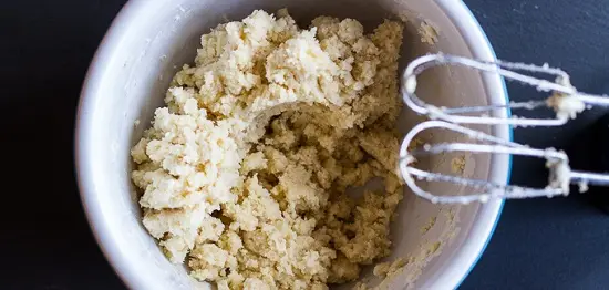 cách làm bánh quy phủ socola3