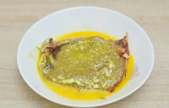 nhúng thịt qua trứng