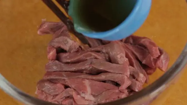 Cách làm thịt bò xào cần tây thơm ngon cho bữa tối 5