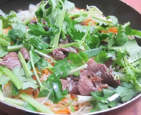 Các bước thực hiện món thịt bò xào củ cải 7