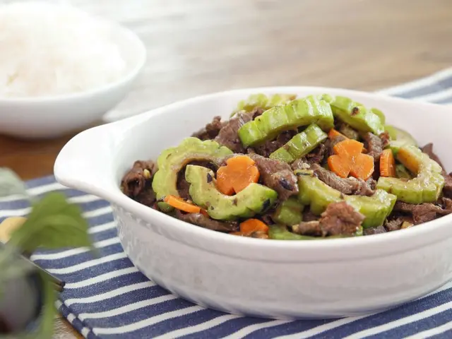 Cách nấu thịt bò xào mướp đắng ngon cơm cho cả gia đình 1