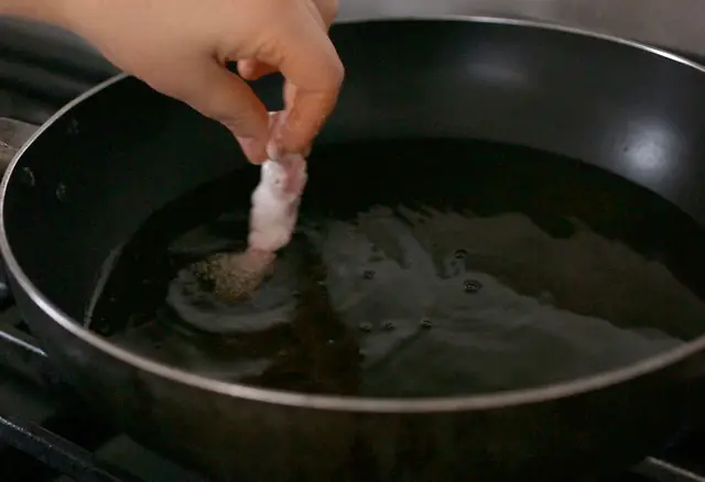 Cách làm thịt chiên chua ngọt Hàn Quốc 4