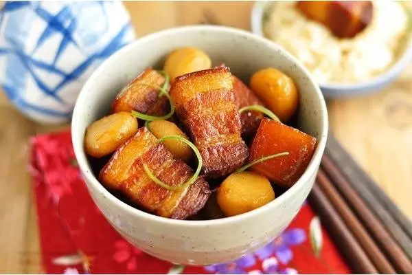 Cách làm thịt kho củ cải cực kỳ dễ ăn