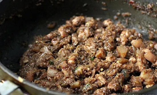 thịt kho mắm ruốc cách làm 2