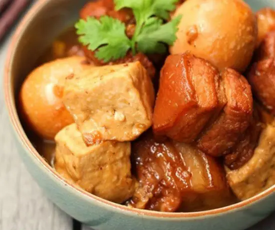 Nêm nếm cho món thịt kho tàu vừa ăn