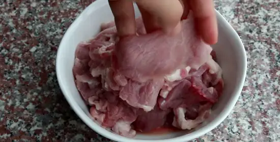 Cach lam thit xien nuong ngon nhu ngoai quan b