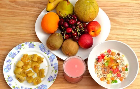 điểm tâm nhiệt đới
