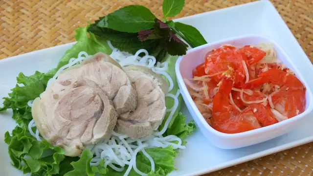 Cách làm tôm chua đúng điệu xứ Huế