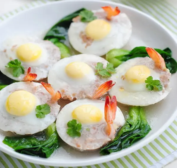 Cach-lam-trung-cut-hap-tom-thit-beo-ngay-1
