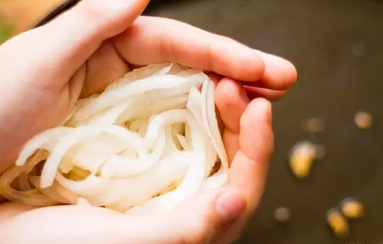 phi thơm tỏi và hành tây