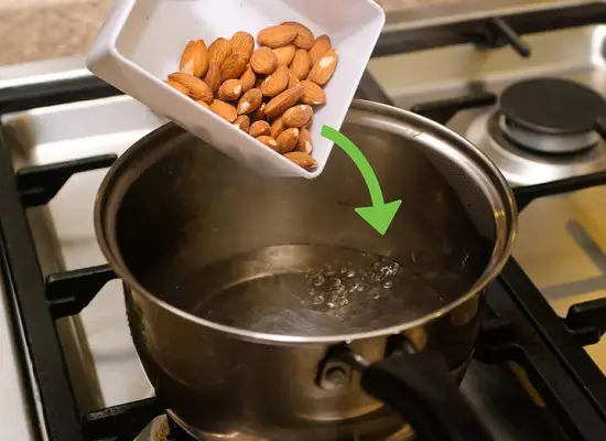 Cách làm trà sữa hạnh nhân trân châu 1