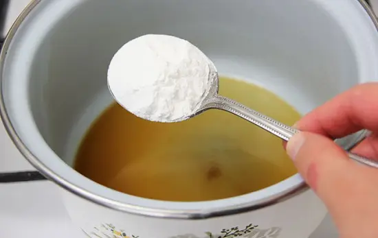 thêm bột bắp