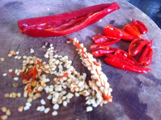 sơ chế ớt tươi