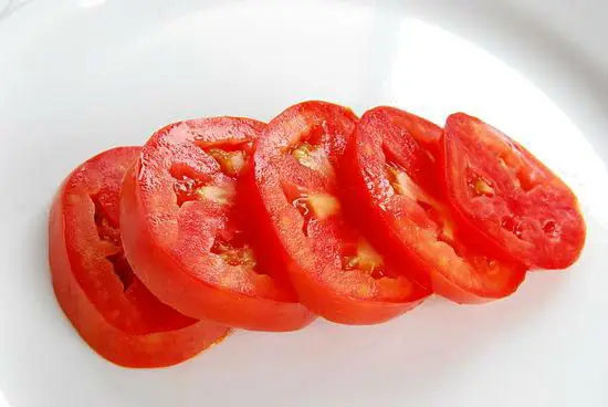 Băm cà chua - cách làm tương ớt