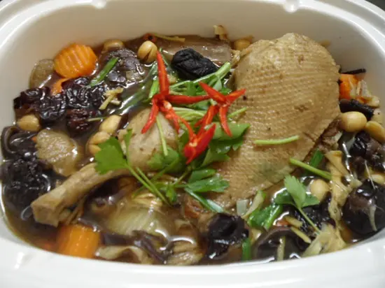 học cách làm vịt hầm hạt sen
