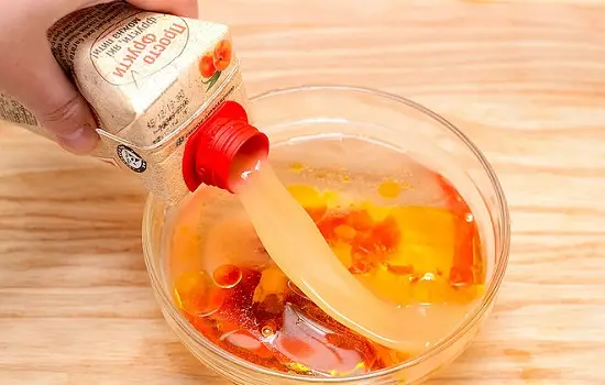trộn hỗn hợp nước dùng