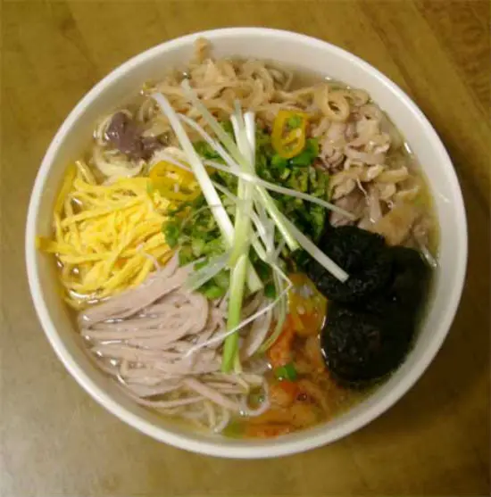 Cách nấu bún thang chuẩn vị Hà Nội
