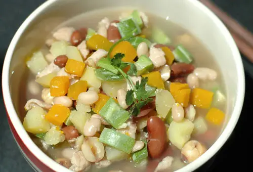 Cách nấu canh đậu thập cẩm ngọt mát dễ ăn