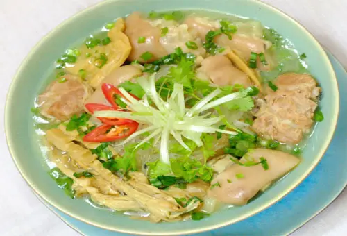 Cách nấu canh măng chân giò ngon cho ngày Lễ Tết