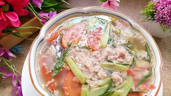 Cách nấu canh sấu thịt băm rau rút chua mát đưa cơm