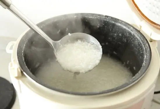 nấu cháo gà cách làm 1