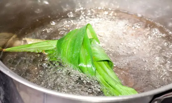 Cách nấu chè khoai lang trân châu thơm ngon 4