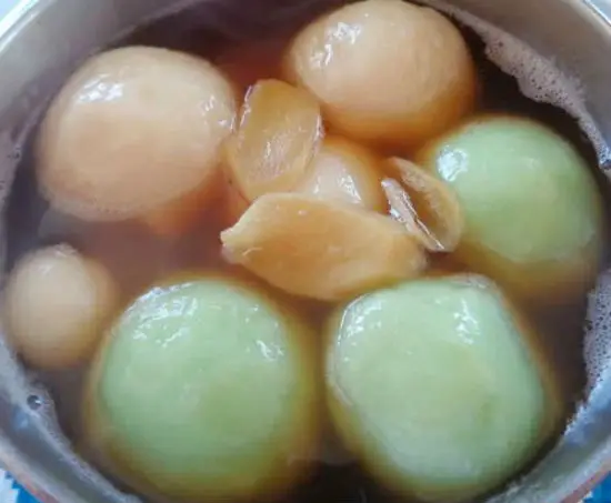 Cách nấu chè trôi nước lá dứa nhân đậu xanh-8