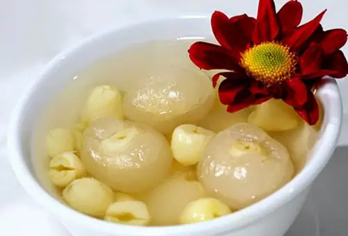 Cách nấu chè vải hạt sen thơm ngon