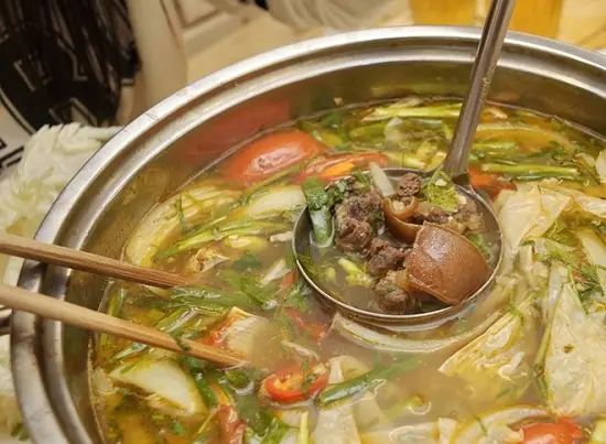 cách nấu lẩu đuôi bò tại nhà