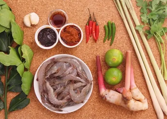 cách nấu lẩu Thái chua cay