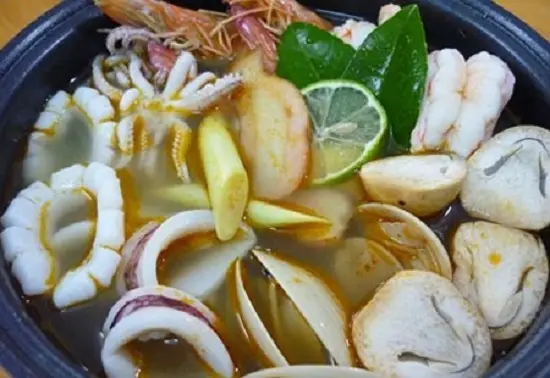 Nồi lẩu thái ngon - Cách nấu lẩu thái hấp dẫn