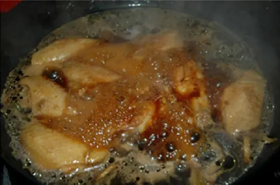 kho gà