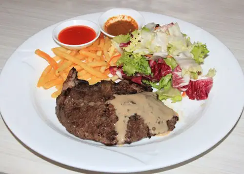 Cách nấu món thịt bò beefsteak hấp dẫn
