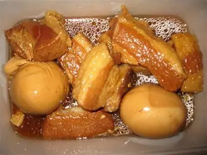 cach-nau-thit-kho-tau-2